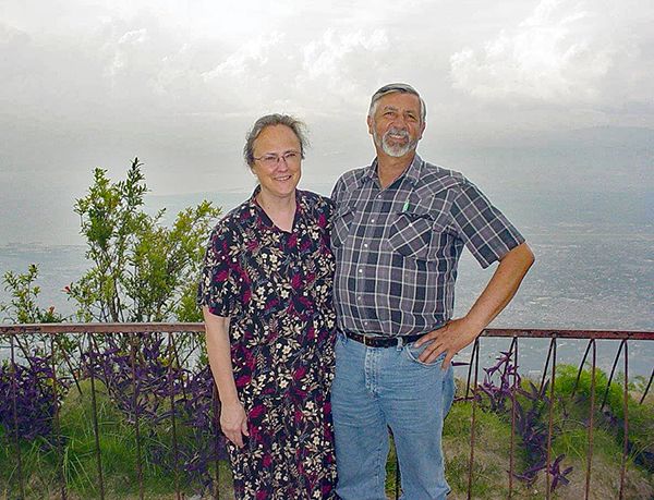 Roger Mary Jane Swihart